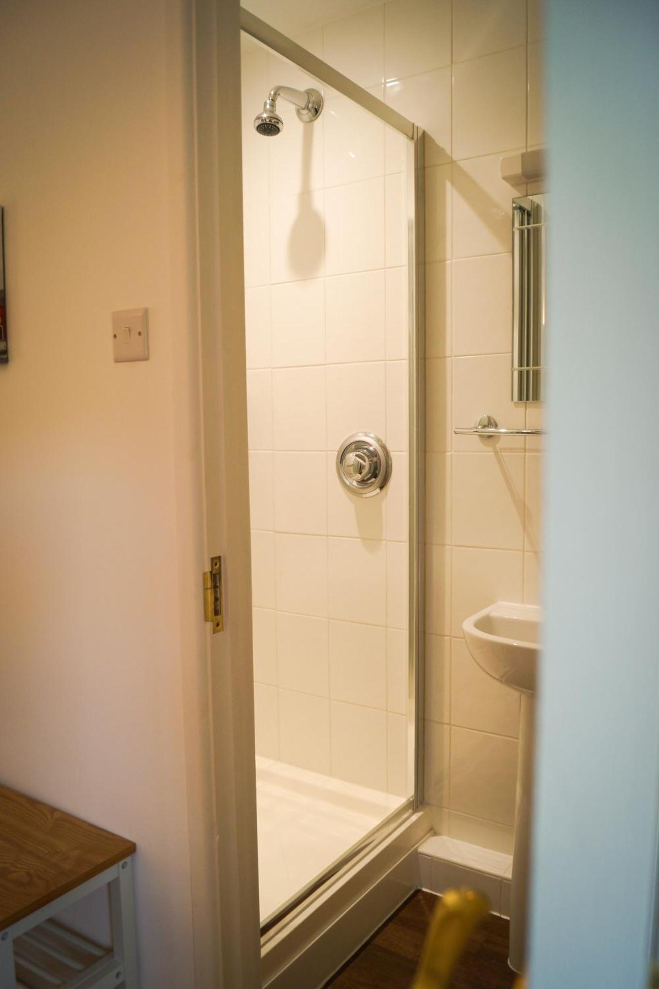 Lemon Tree Inn - Newly Refurbished Coastal Stay Swyre Экстерьер фото