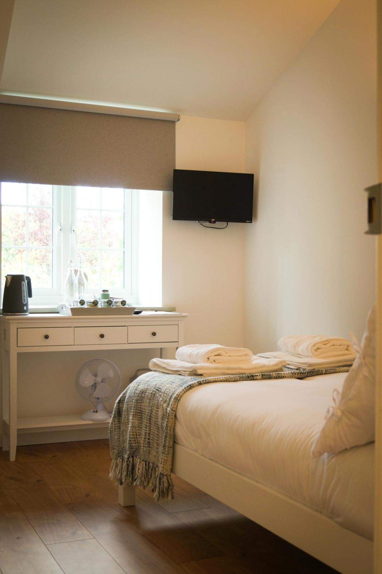Lemon Tree Inn - Newly Refurbished Coastal Stay Swyre Экстерьер фото
