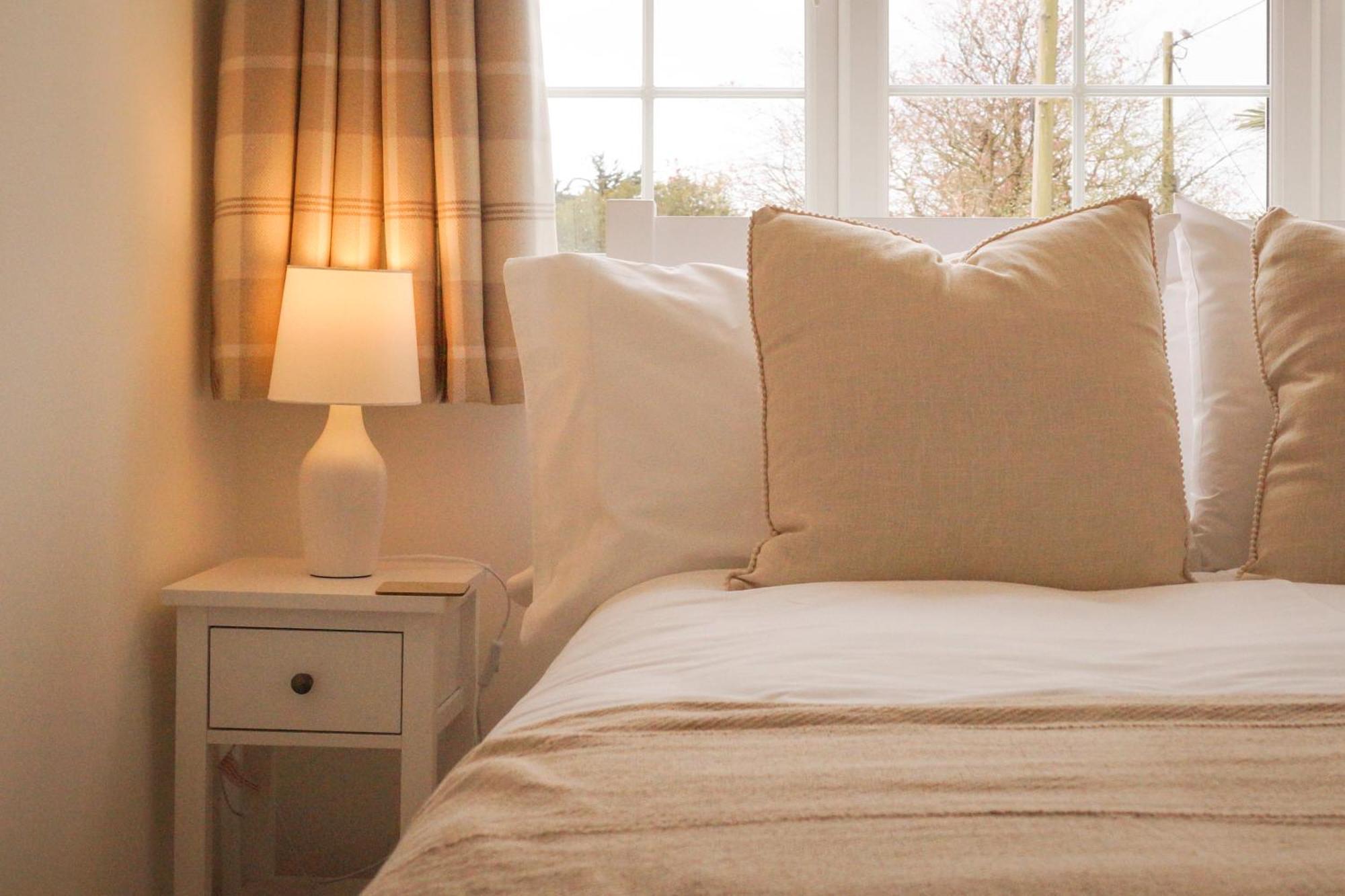 Lemon Tree Inn - Newly Refurbished Coastal Stay Swyre Экстерьер фото